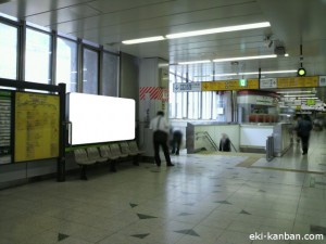 渋谷駅外回りホーム№B01写真2