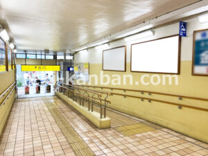 京急／県立大学駅／／№43008駅看板・駅広告、写真2