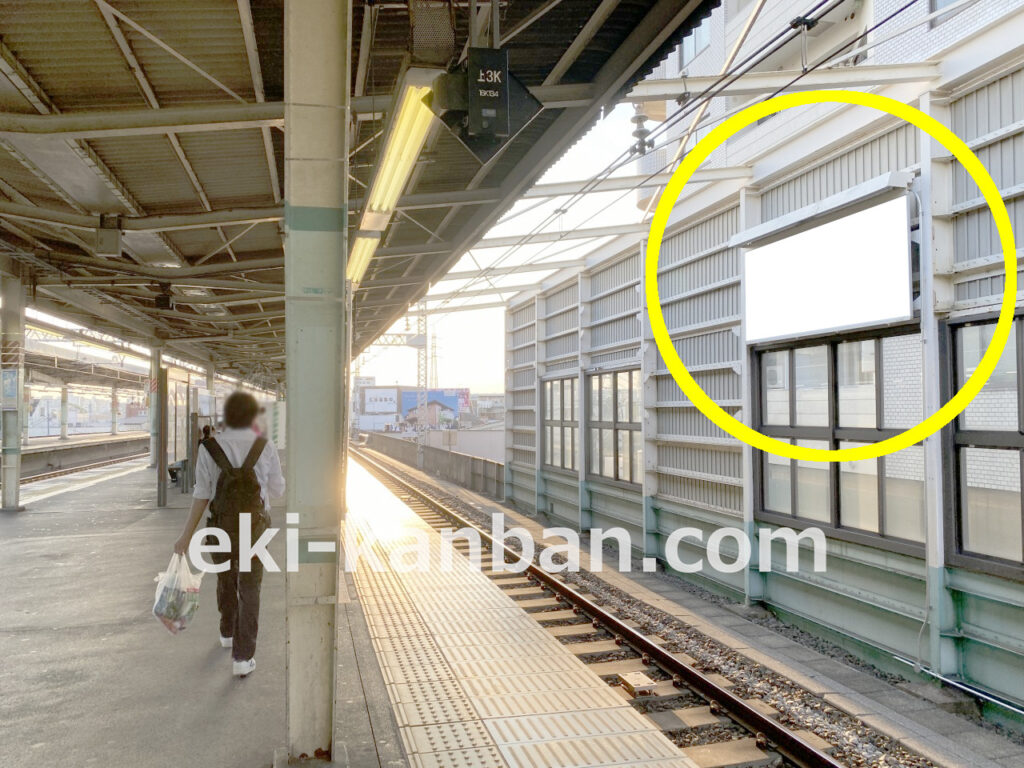 JR／高円寺駅／風防壁／№26駅看板・駅広告、写真3