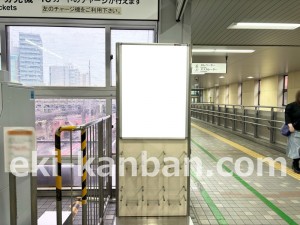 JR東海／金山駅／№A-28№28駅看板、写真2